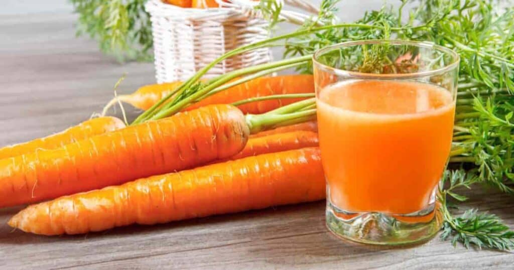 Carrot Juice Benefits: 17 Amazing Benefits Of Carrot Juice